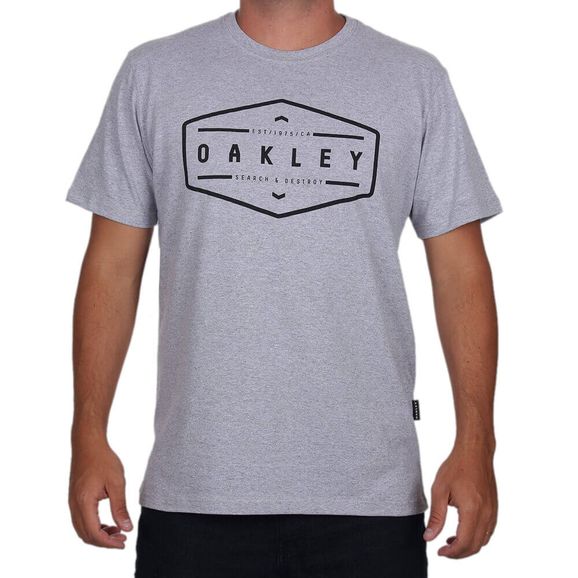 Camiseta-Oakley-Tapering-Lettering-Tee