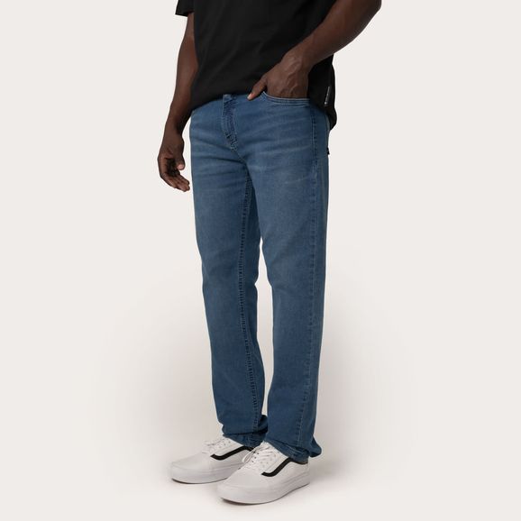 image-a11d8af623834cf18cd41c3e671a3b72